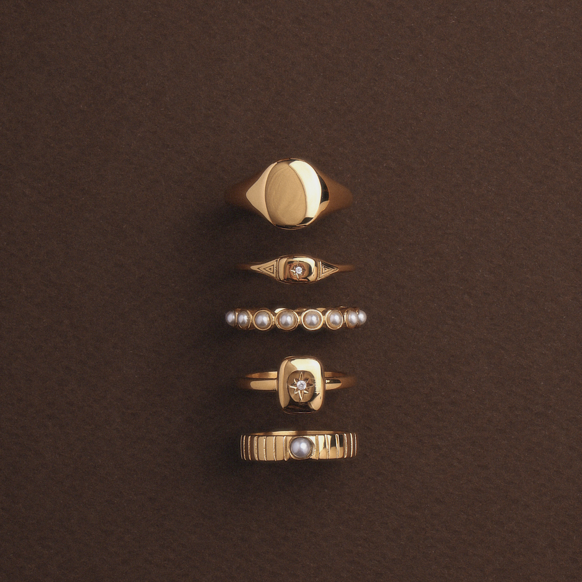 Everyday Signet Gold