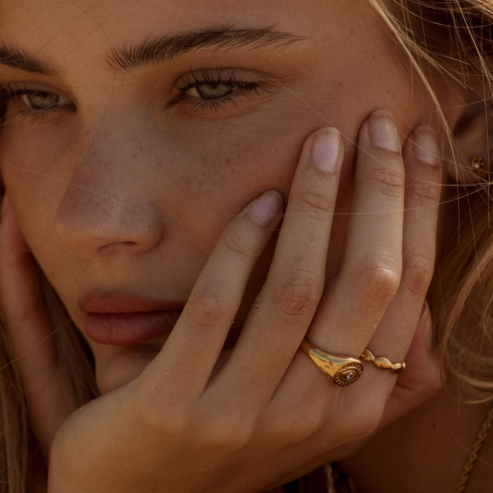 Eye Gold Ring
