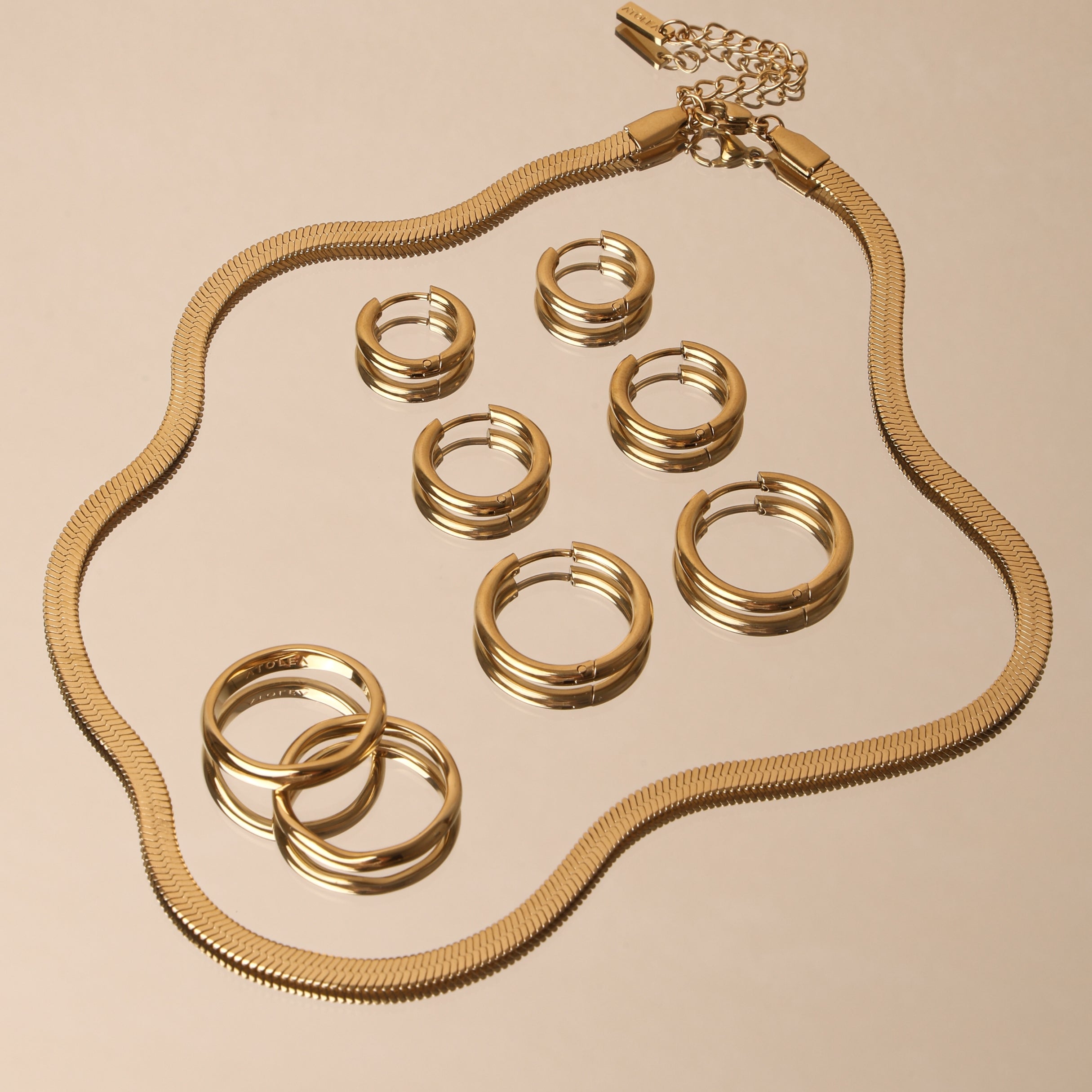 Kauai Herringbone Choker 14k